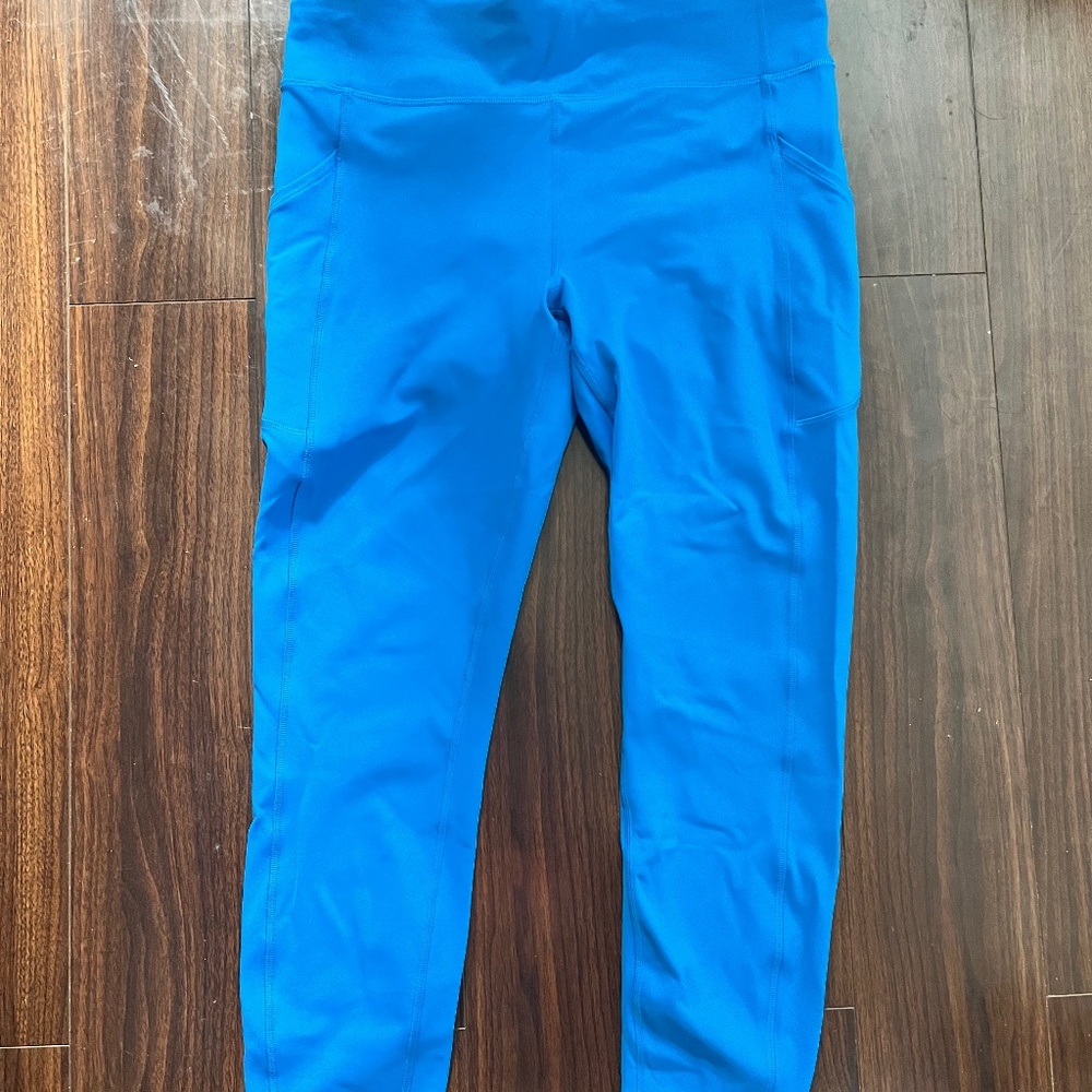 Lululemon Invigorate HR Tight 25” in Poolside Blue